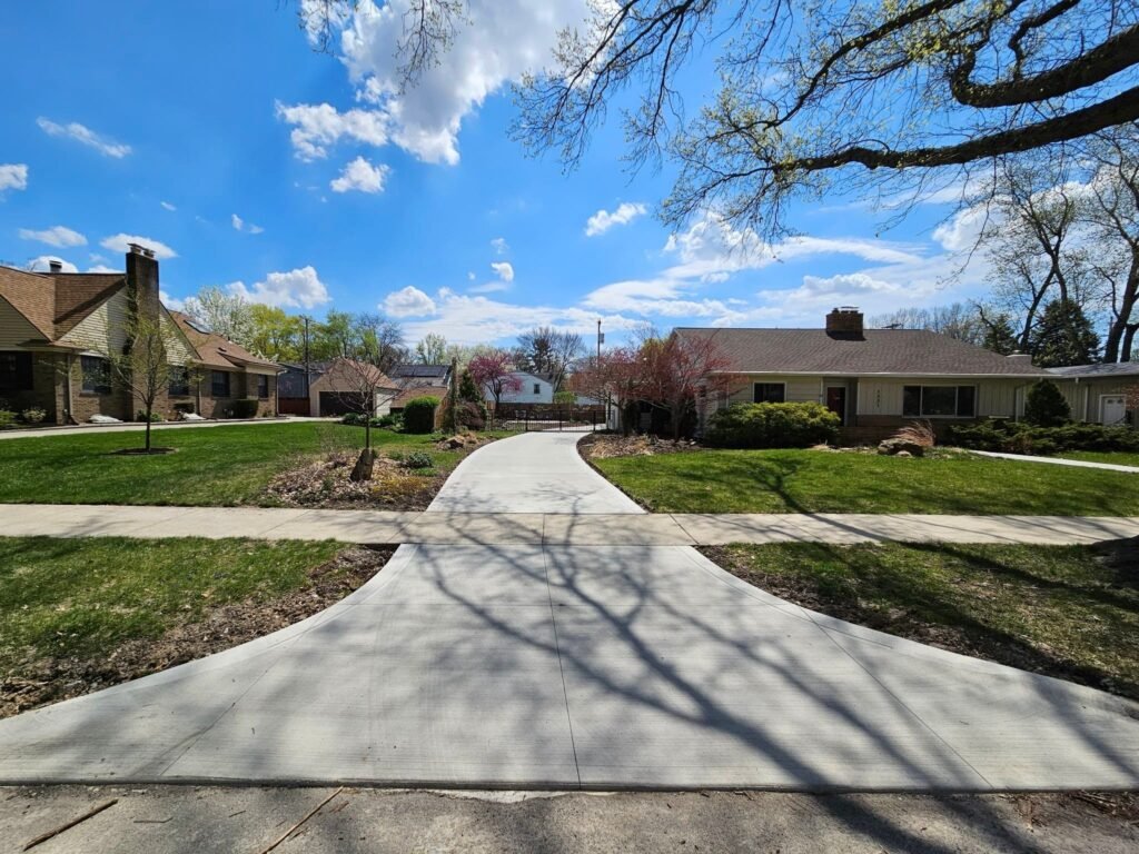 Driveway replacement in Hicksville. Driveway replacement in Albion